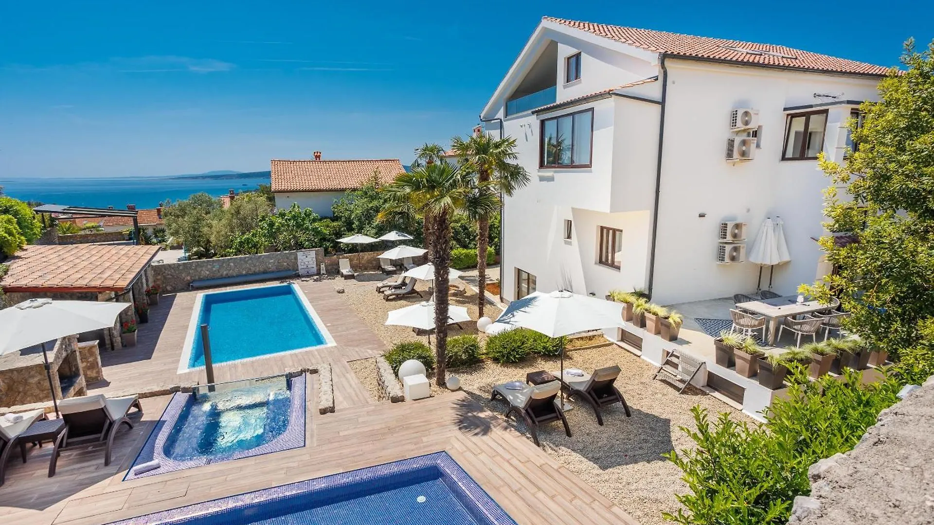 Villa Palma Krk Penthouse apartment with sea view and private jacuzzi Veglia