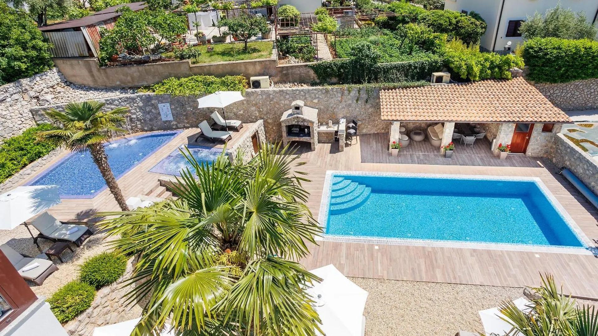 Villa Palma Krk Penthouse apartment with sea view and private jacuzzi Veglia